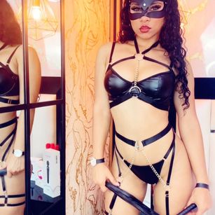 Model - SofiaLaurents BDSM