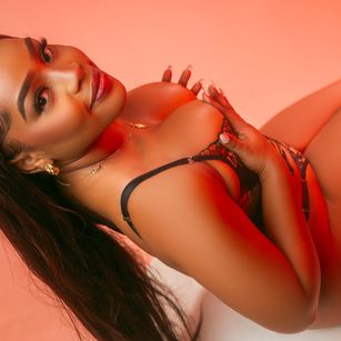 Tianah Glow Latina Model - Tianah Glow Latina