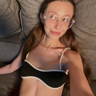 Elis joi Model - Elis joi