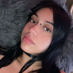 Katzze piercings Model - Katzze piercings