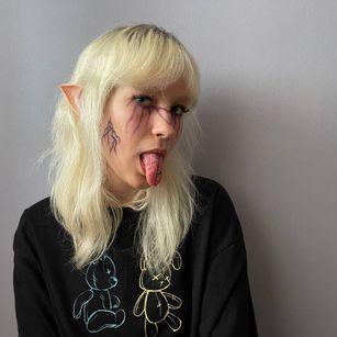 Model - Daby Sweet teen