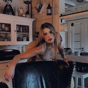Liv smokeshow Model - Liv smokeshow