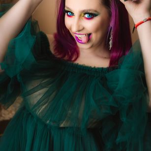 ARUNY young Model - ARUNY young