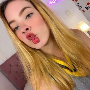 Maddie saliva Model - Maddie saliva