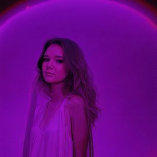 Model - staywithyou dance