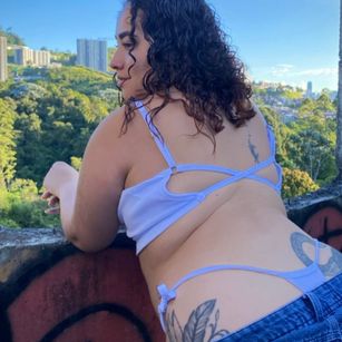 Model - Ayla_martinez squirt