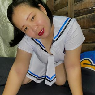 Lilly Thai Model - Lilly Thai
