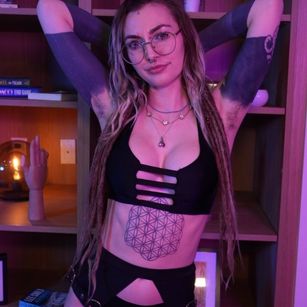 Goddess Charlie Cake joi Model - Goddess Charlie Cake joi