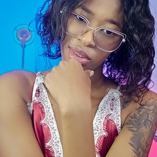 I am Sel bigass Model - I am Sel bigass