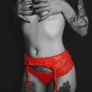 WarrenJane joi Model - WarrenJane joi