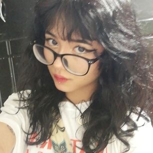 Model - VenusOlympus dirtytalk