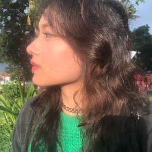 Model - VenusOlympus dirtytalk