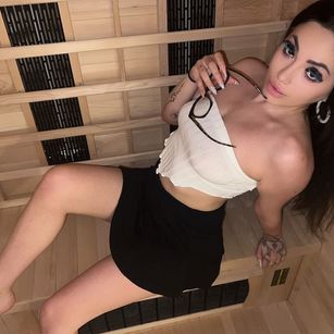 LisaRae joi Model - LisaRae joi