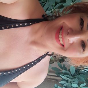 Yelena curvy Model - Yelena curvy