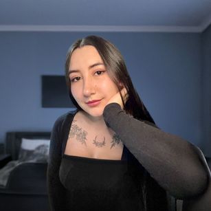 Isa_bella latina Model - Isa_bella latina