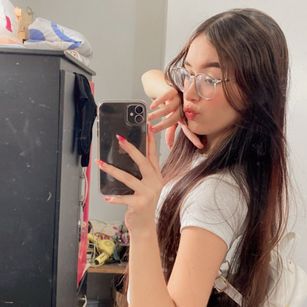AngelicaSynn Submissive Model - AngelicaSynn Submissive