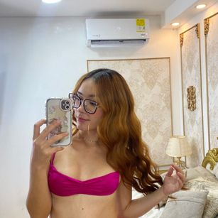 AngelicaSynn Findom Model - AngelicaSynn Findom