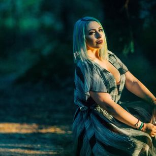 Model - ARUNY mistress