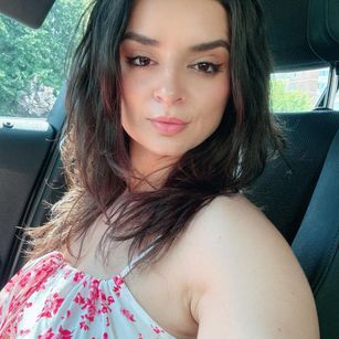 AngieLipsX brunette Model - AngieLipsX brunette