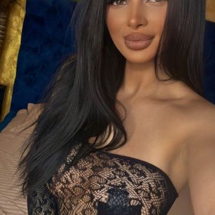 SashaBae brunette Model - SashaBae brunette