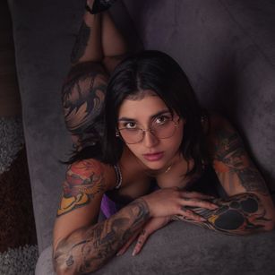 Cleo denil slave Model - Cleo denil slave