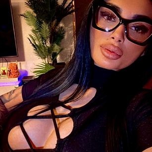 SashaBae brunette Model - SashaBae brunette