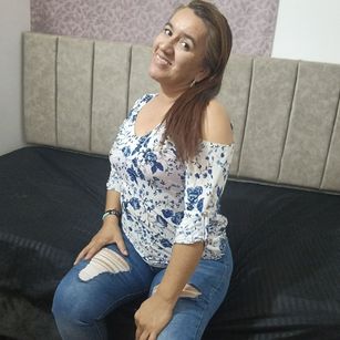 SilviaMature lesbian Model - SilviaMature lesbian
