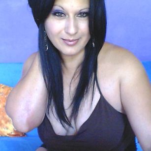 Model - Inanna milf