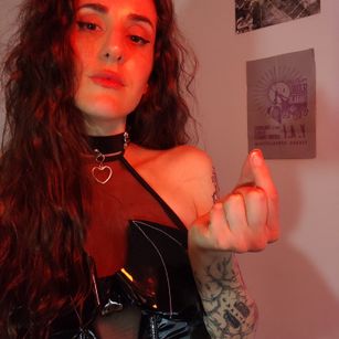 Mistress Maxima CBT Model - Mistress Maxima CBT