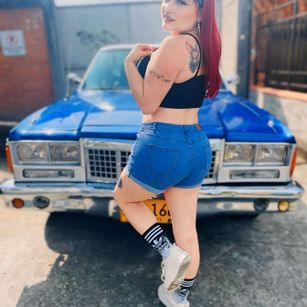 AmaranthaVelmet latina Model - AmaranthaVelmet latina