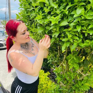 AmaranthaVelmet latina Model - AmaranthaVelmet latina