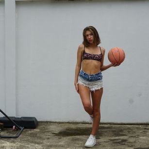Lina Siren joi Model - Lina Siren joi