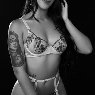 Mia Towson girlfriend Model - Mia Towson girlfriend