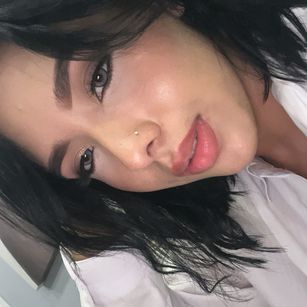 Hilary Queen latina Model - Hilary Queen latina