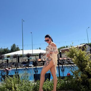 Model - AprilGold18 roleplay