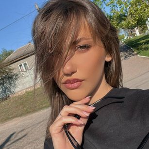 Giulia cum Model - Giulia cum