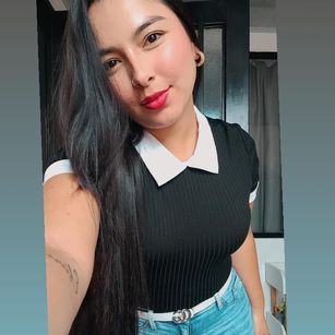 Model - Iris Moira latina