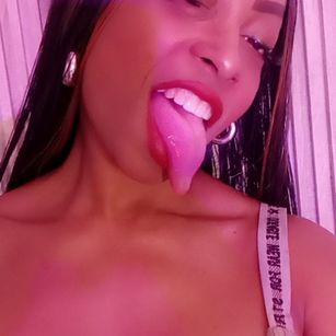 Model - BriannaChelsea ass