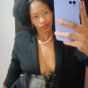 I am Sel petite Model - I am Sel petite