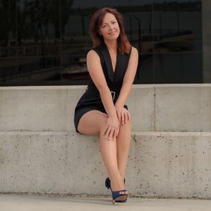 Model - OneJuicyBuns femine