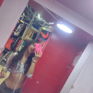 Eimy Sanchez squirting Model - Eimy Sanchez squirting