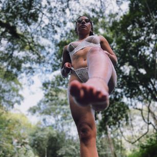 Zhoe Kiss squirt Model - Zhoe Kiss squirt