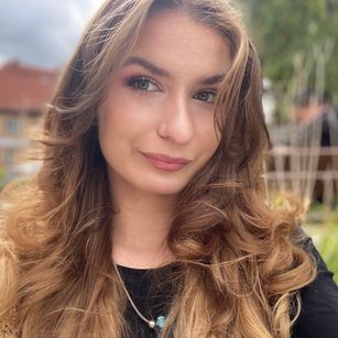 HotNina chat Model - HotNina chat