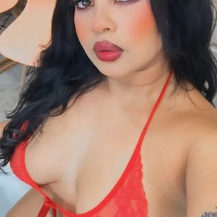 Gigi Duran ass Model - Gigi Duran ass