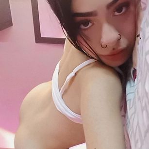 Bruna Santos petite Model - Bruna Santos petite