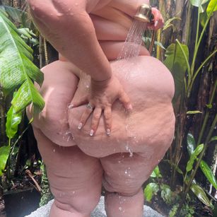 Kristhen BBW Model - Kristhen BBW