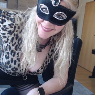 Rassige_Frau blond Model - Rassige_Frau blond