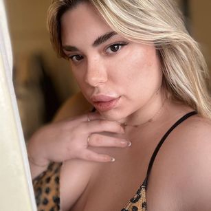 CurvyCeleste Dominant Model - CurvyCeleste Dominant