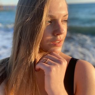 Model - LinaRose dom