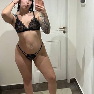 Sweet Riri anal Model - Sweet Riri anal